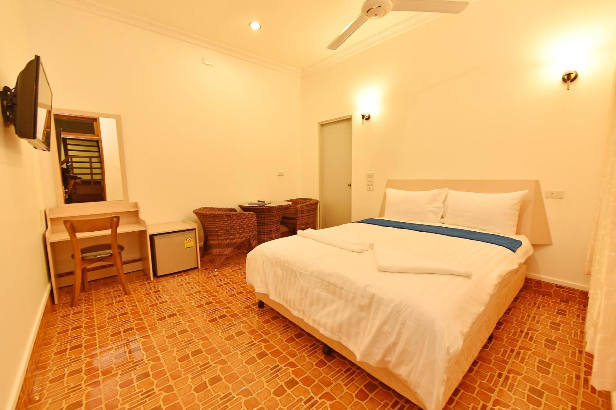 Rasdhoo Relax Inn Exterior foto
